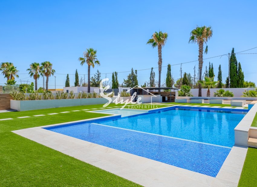 Resale - Village house - Los Montesinos - La Herada