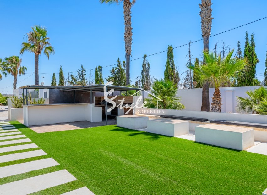 Resale - Village house - Los Montesinos - La Herada