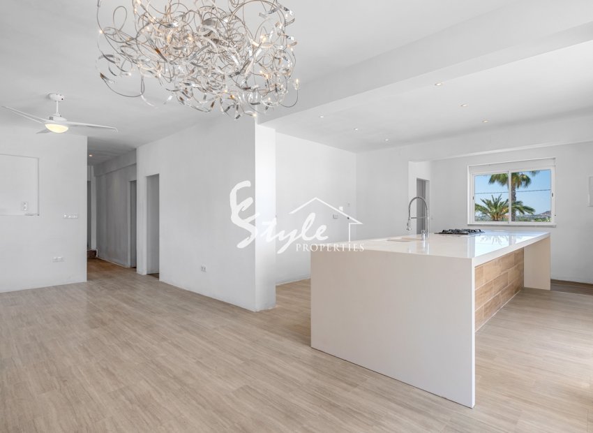 Resale - Village house - Los Montesinos - La Herada