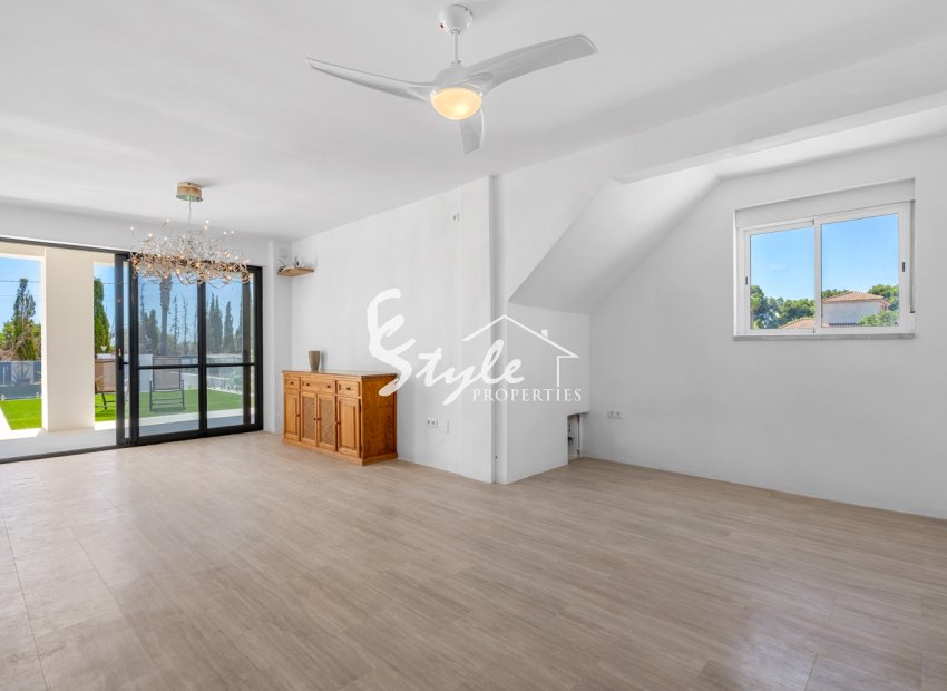 Resale - Village house - Los Montesinos - La Herada