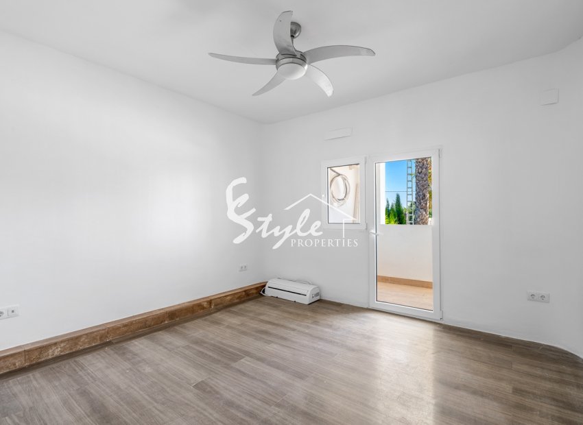 Resale - Village house - Los Montesinos - La Herada
