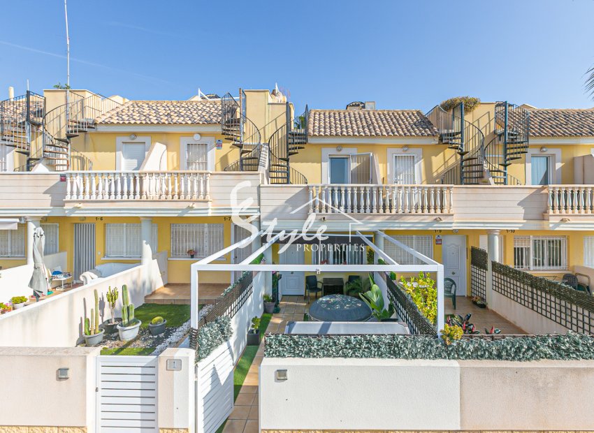 Reventa - Adosado - Lomas de Cabo Roig