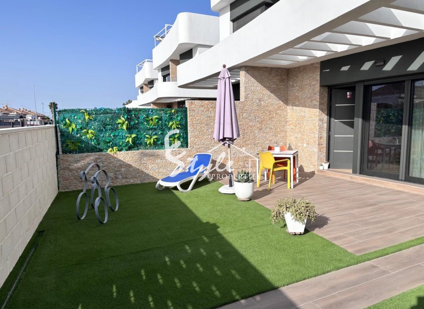 Reventa - Adosado - LOS MONTESINOS - La Herada