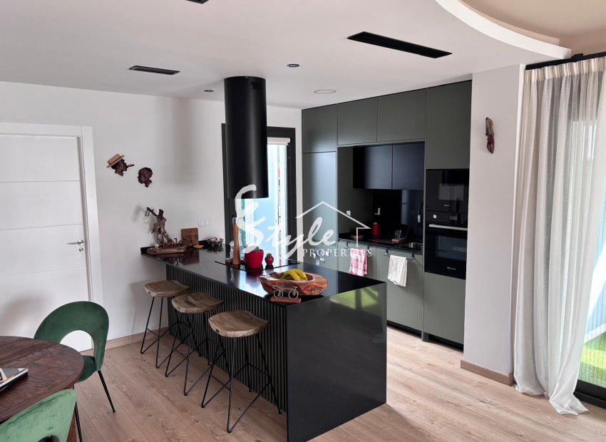 Reventa - Adosado - LOS MONTESINOS - La Herada