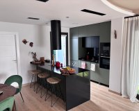 Reventa - Adosado - LOS MONTESINOS - La Herada