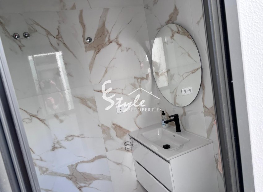 Reventa - Adosado - LOS MONTESINOS - La Herada