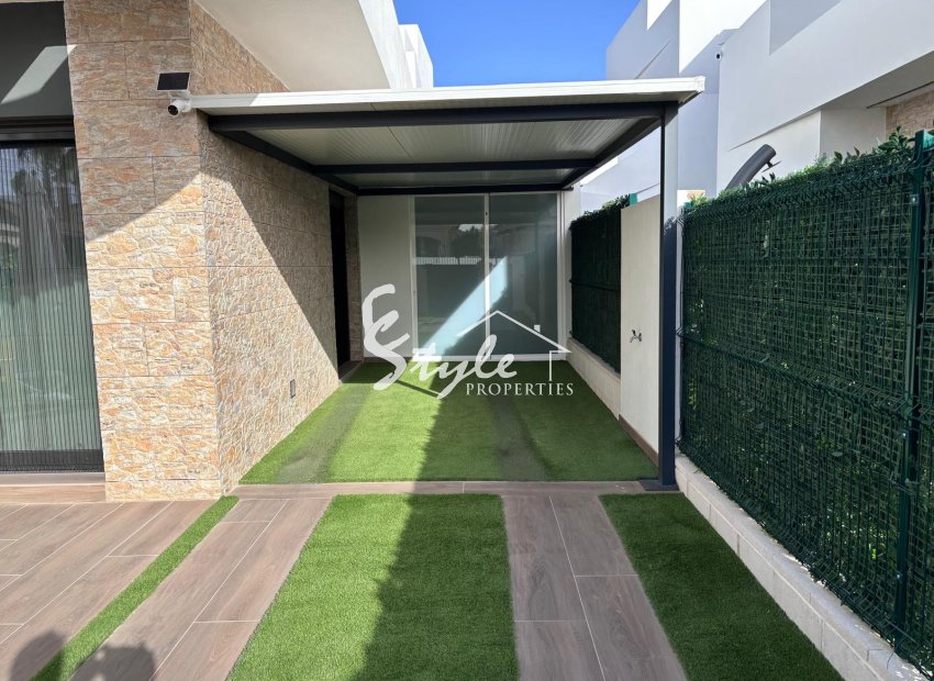 Reventa - Adosado - LOS MONTESINOS - La Herada