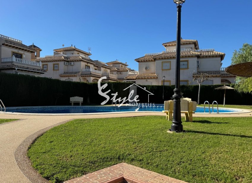 Reventa - Adosado - Orihuela-Costa - Lomas de Cabo Roig-Los Dolses