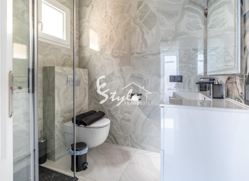 Reventa - Adosado - Torrevieja - Punta Prima