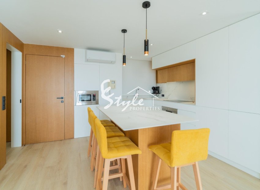 Reventa - Apartamento - Guardamar - Puerto Deportivo