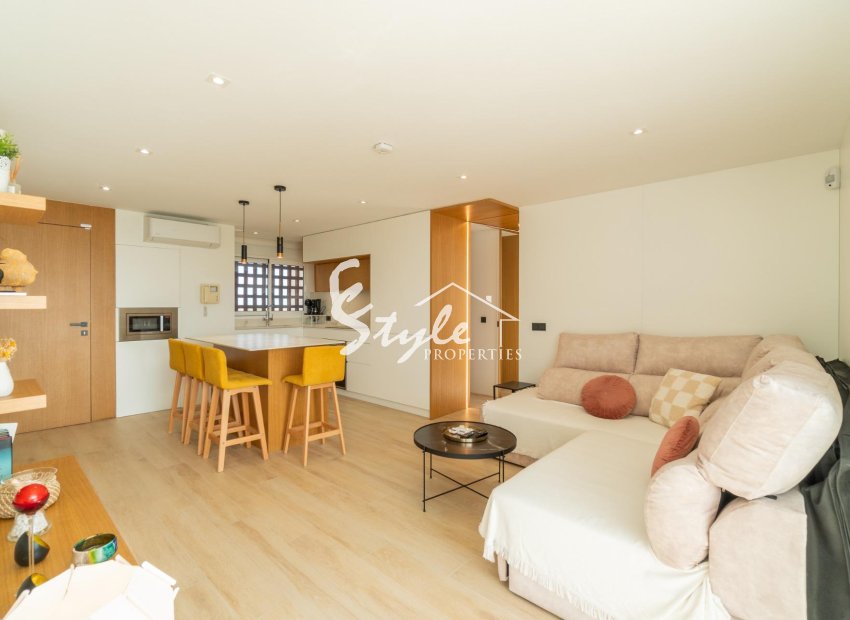 Reventa - Apartamento - Guardamar - Puerto Deportivo