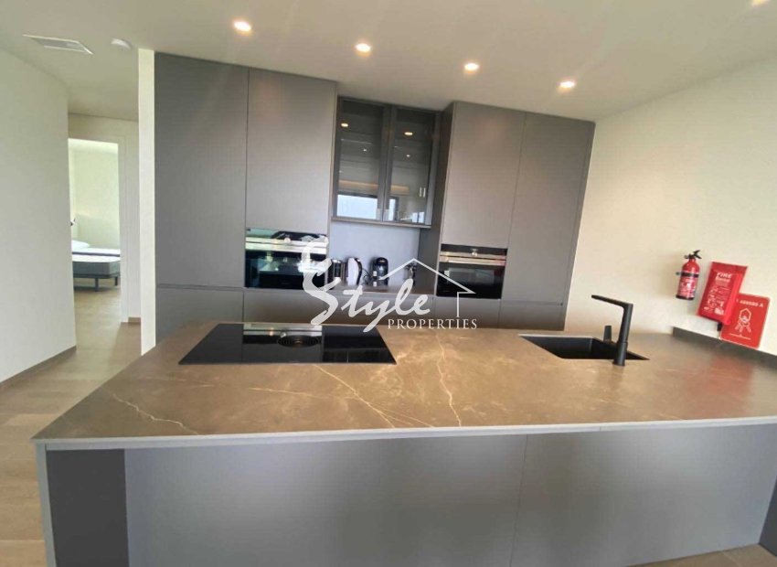 Reventa - Apartamento - Las Colinas Golf