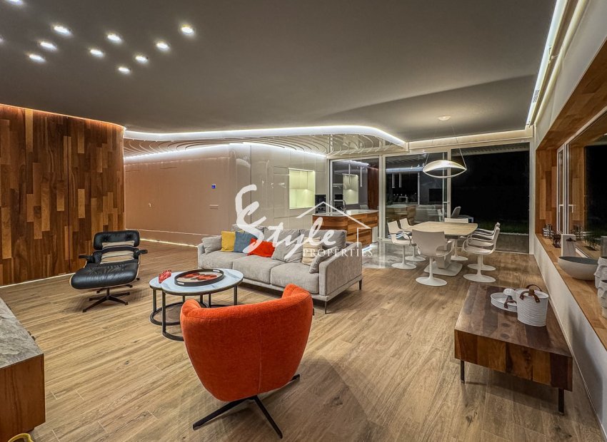 Reventa - Apartamento - Las Colinas Golf