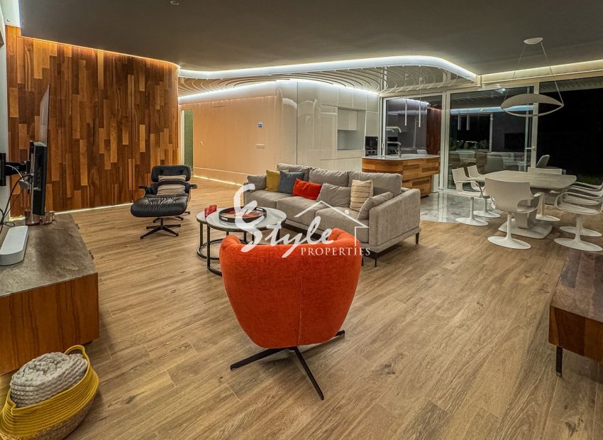 Reventa - Apartamento - Las Colinas Golf