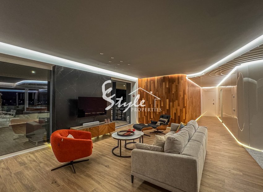 Reventa - Apartamento - Las Colinas Golf