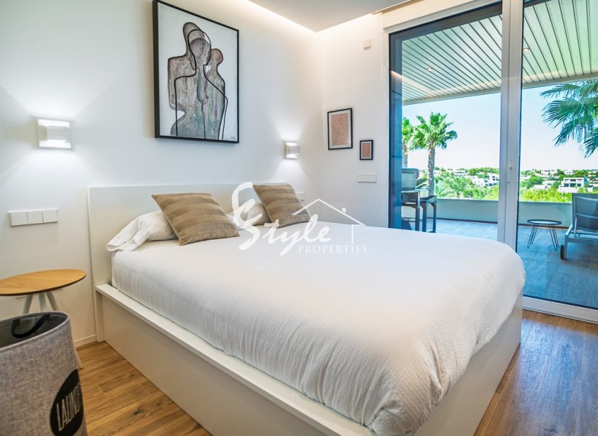 Reventa - Apartamento - Las Colinas Golf