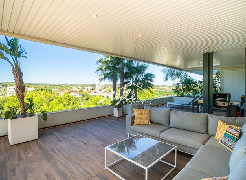 Reventa - Apartamento - Las Colinas Golf