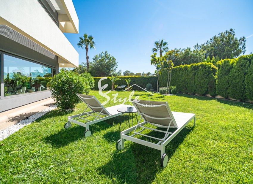 Reventa - Apartamento - Las Colinas Golf