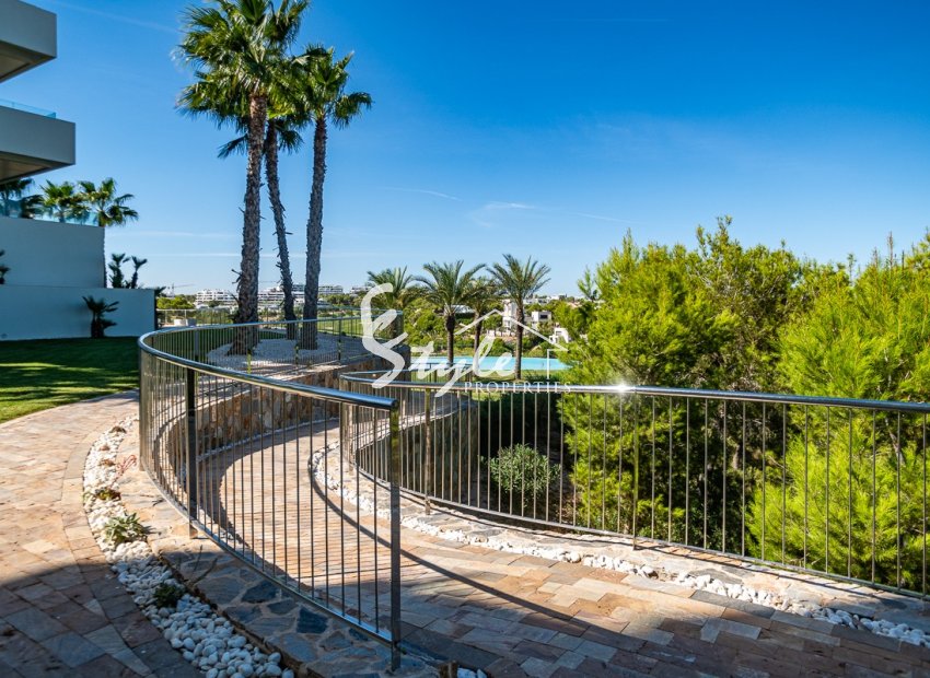 Reventa - Apartamento - Las Colinas Golf