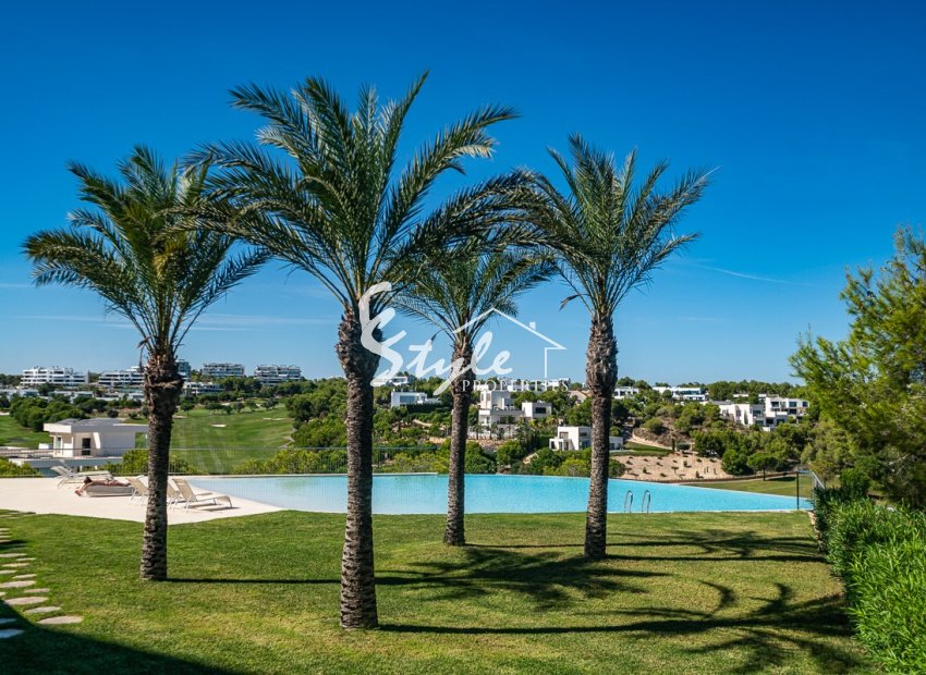 Reventa - Apartamento - Las Colinas Golf