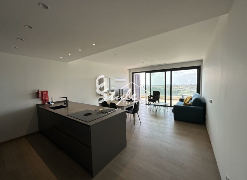 Reventa - Apartamento - Las Colinas Golf