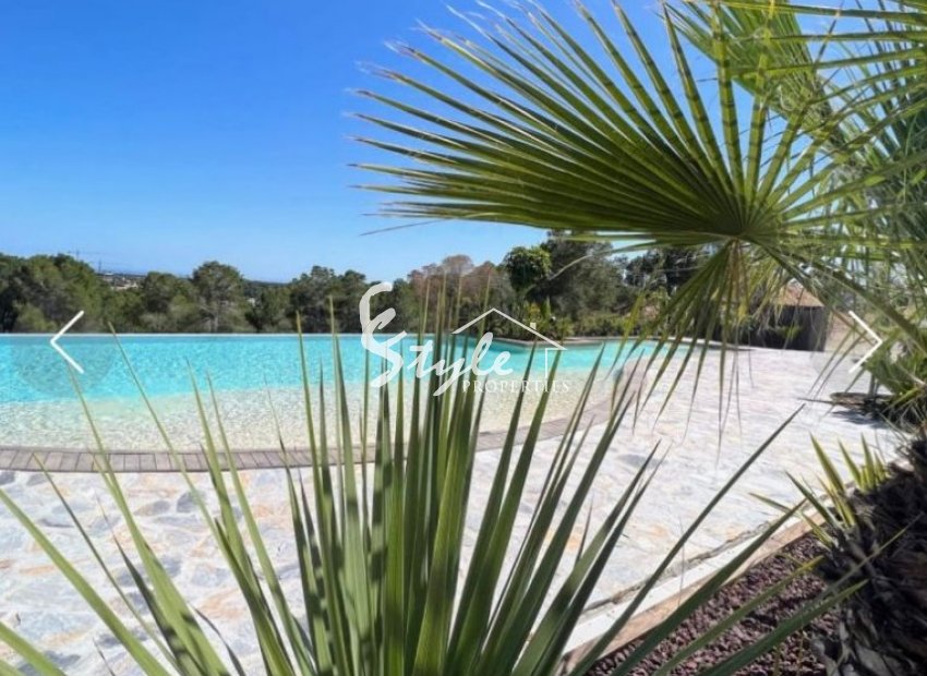 Reventa - Apartamento - Las Colinas Golf