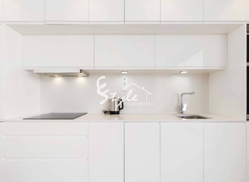 Reventa - Apartamento - Las Colinas - Las Colinas Golf