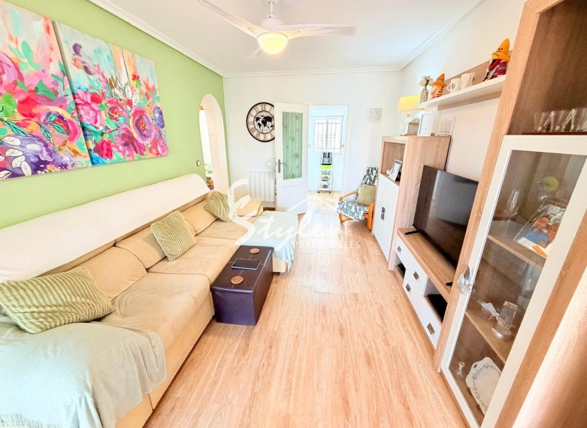 Reventa - Apartamento - Los Montesinos - La Herada