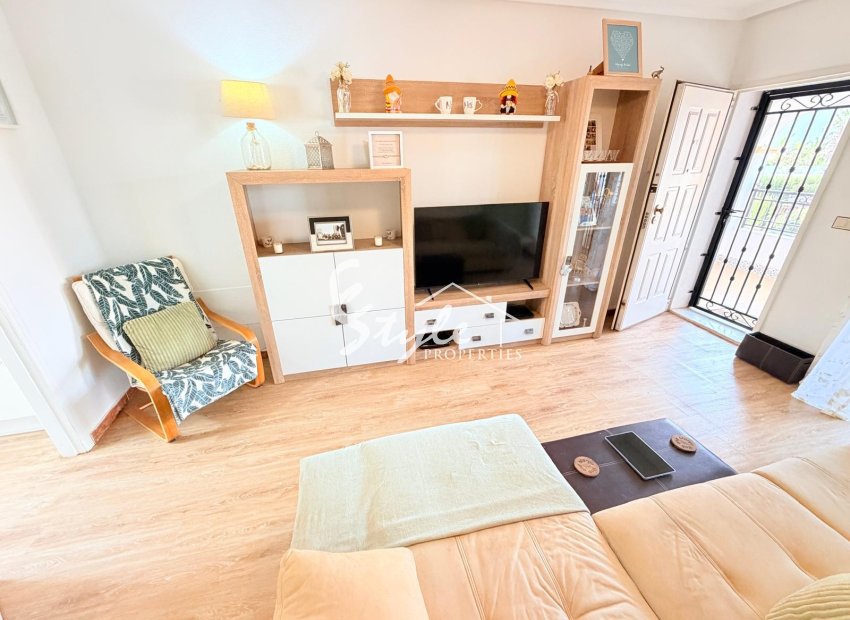Reventa - Apartamento - Los Montesinos - La Herada