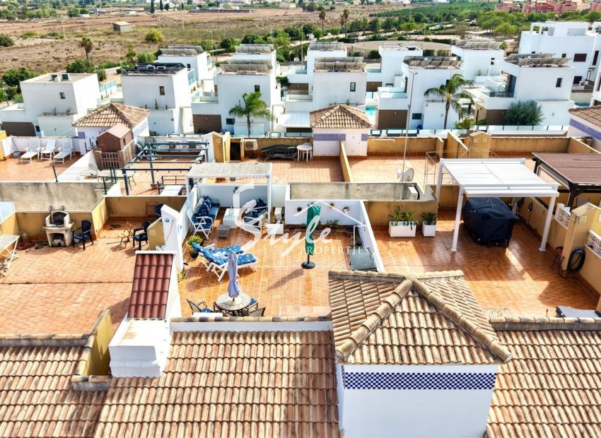 Reventa - Apartamento - Los Montesinos - La Herada