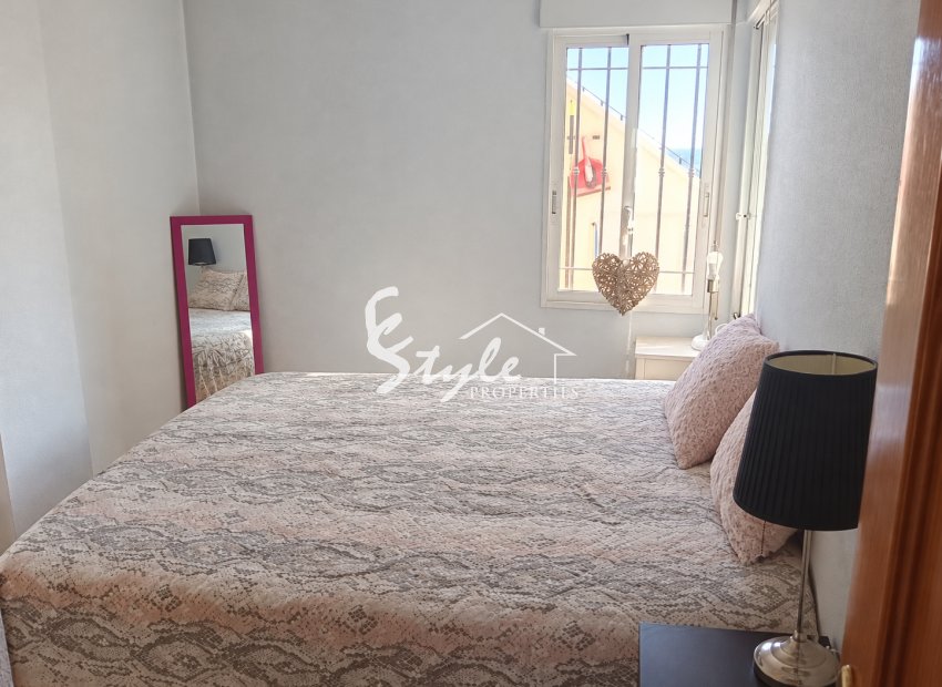 Reventa - Apartamento - Los Montesinos - Urbanizacion montesol