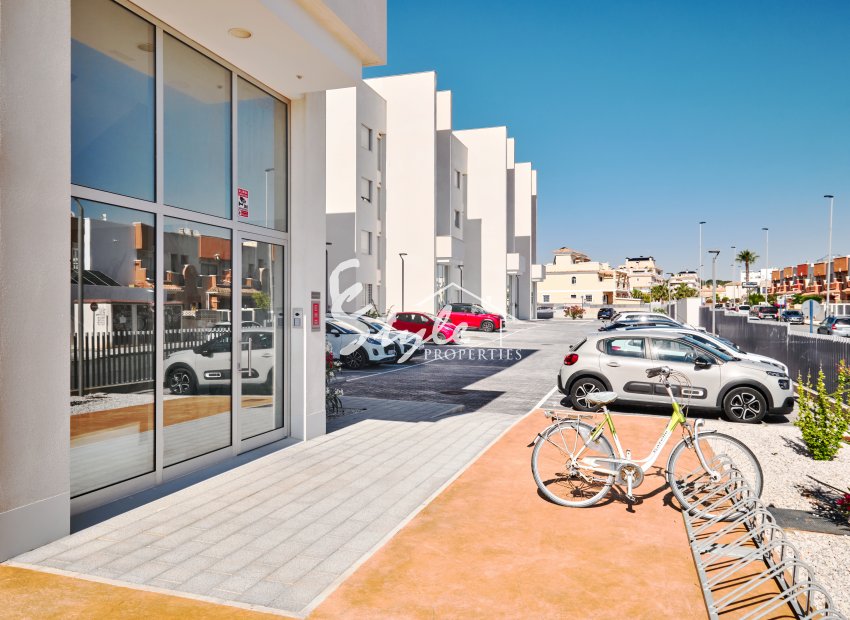 Reventa - Apartamento - Orihuela Costa  - Villamartin