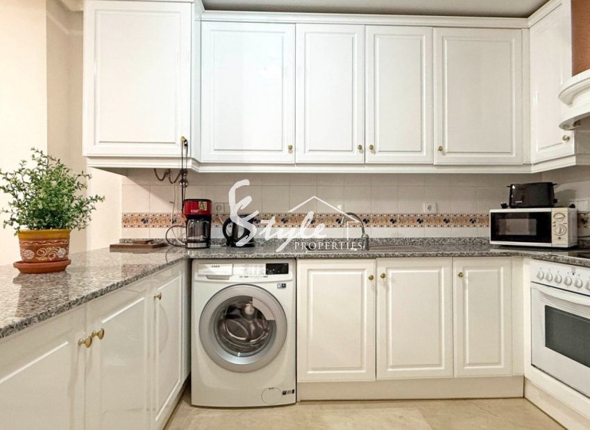 Reventa - Apartamento - Orihuela Costa  - Villamartin