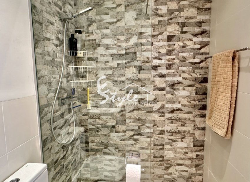 Reventa - Apartamento - Orihuela Costa  - Villamartin