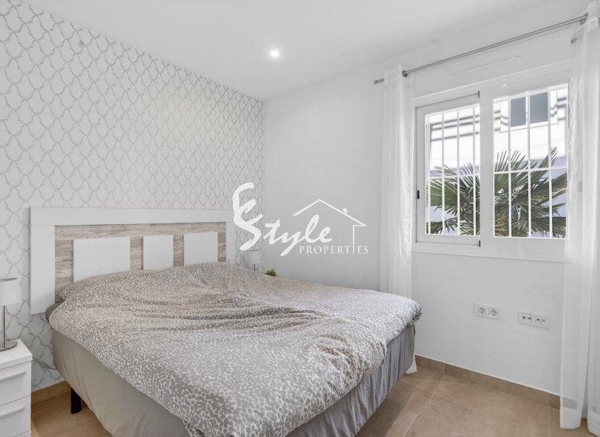 Reventa - Apartamento - Torrevieja - Aguas Nuevas