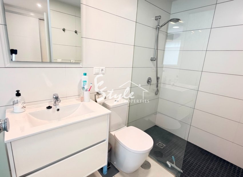 Reventa - Apartamento - Torrevieja - Aguas Nuevas