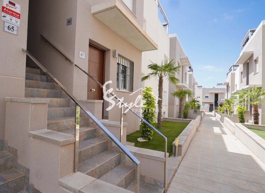 Reventa - Apartamento - Torrevieja - Aguas Nuevas