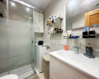 Reventa - Apartamento - Torrevieja - Aguas Nuevas