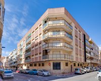 Reventa - Apartamento - Torrevieja - calle Galeta