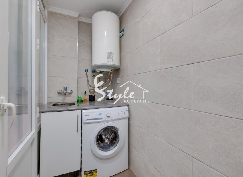 Reventa - Apartamento - Torrevieja - calle Torreviejensen Ausentes