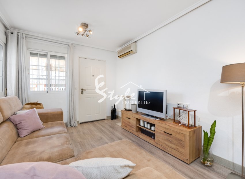 Reventa - Apartamento - Torrevieja  - calle VICTOR GARCIA VILLALGORDO