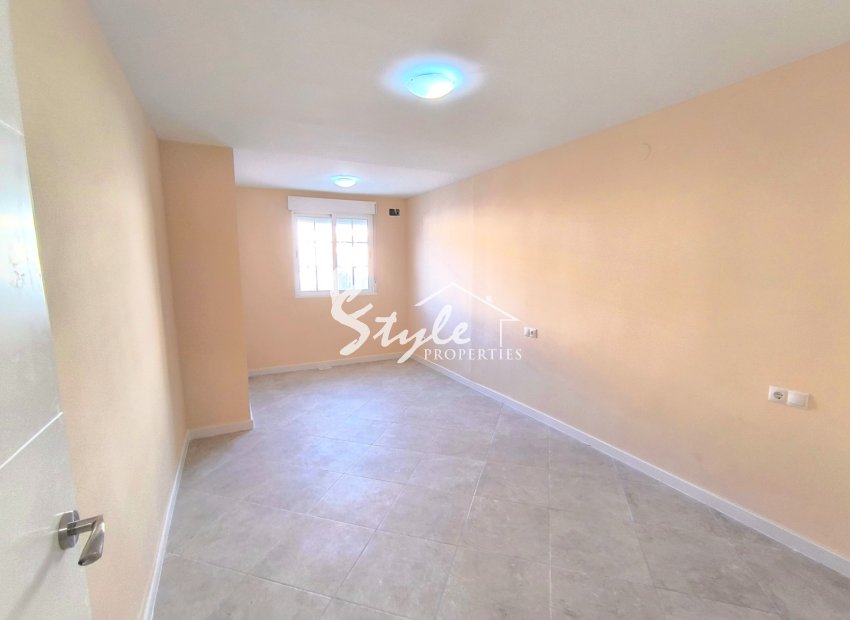 Reventa - Apartamento - Torrevieja  - El Chaparral