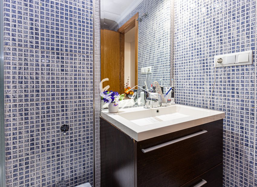 Reventa - Apartamento - Torrevieja  - Torrevieja