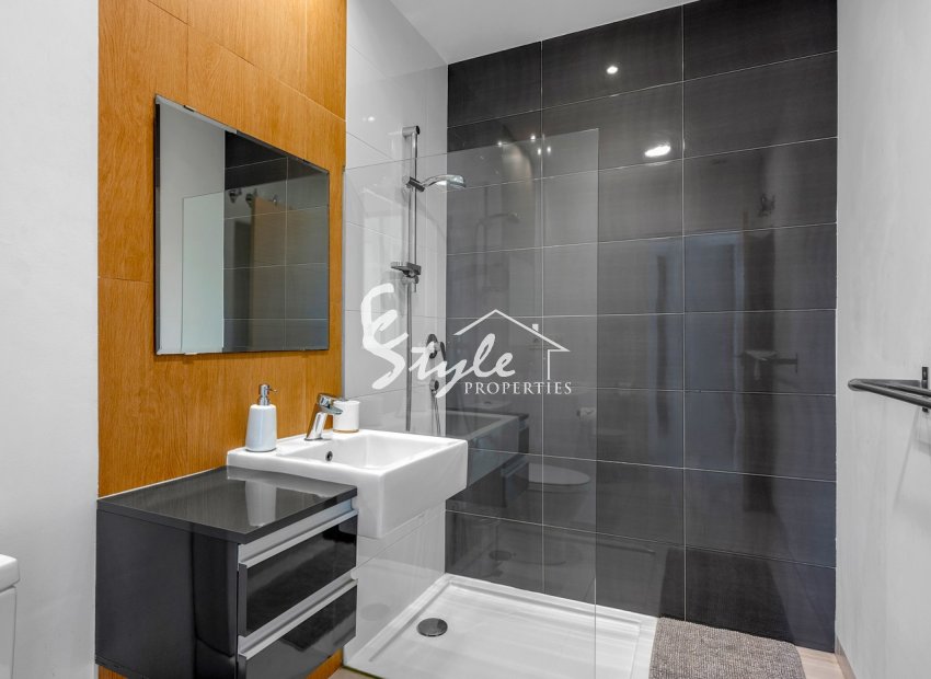 Reventa - Apartamento - Villamartín - La Zenia