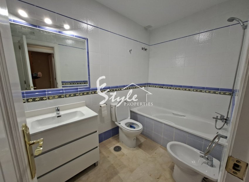 Reventa - Apartamento - Villamartin, Orihuela Costa - Rioja
