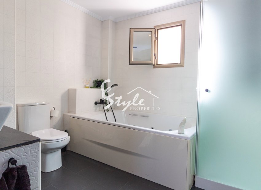 Reventa - Apartment Penthouse - Torrevieja - Beach