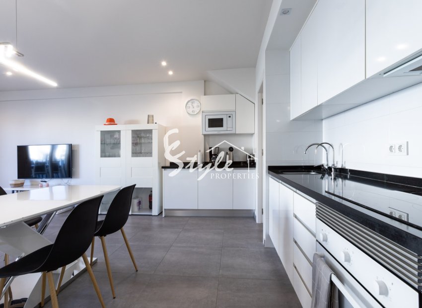 Reventa - Bungalow - Torrevieja  - Aguas Nuevas