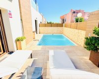 Reventa - Chalet pareado - Los Montesinos - La Herada