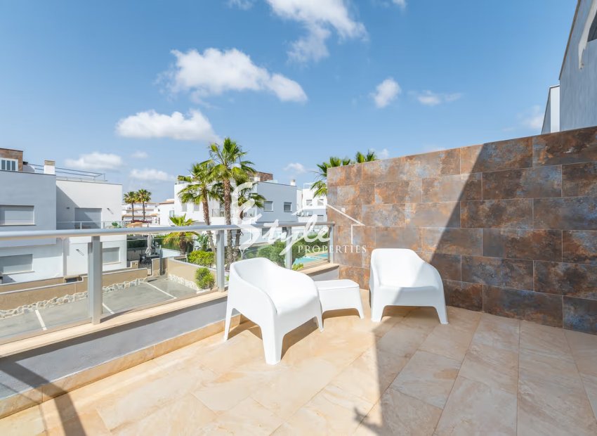 Reventa - Chalet pareado - Punta Prima - Marina Med