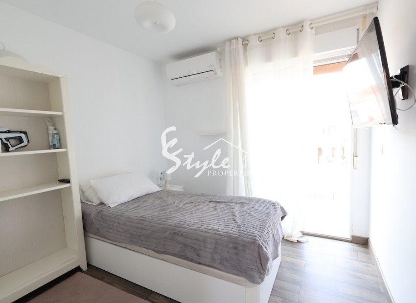 Reventa - Chalet pareado - Torrevieja